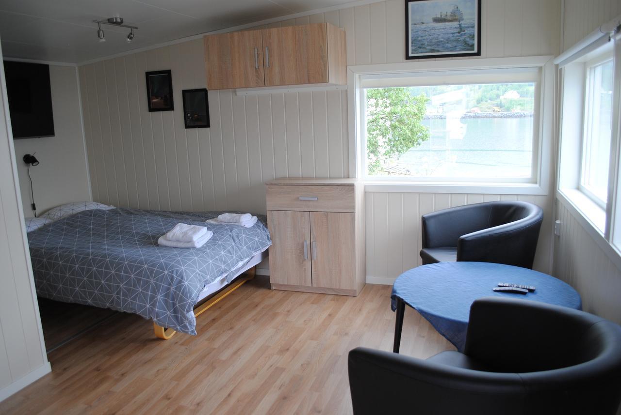 Furoy Hotel Apartments And Boating Sorreisa Eksteriør billede